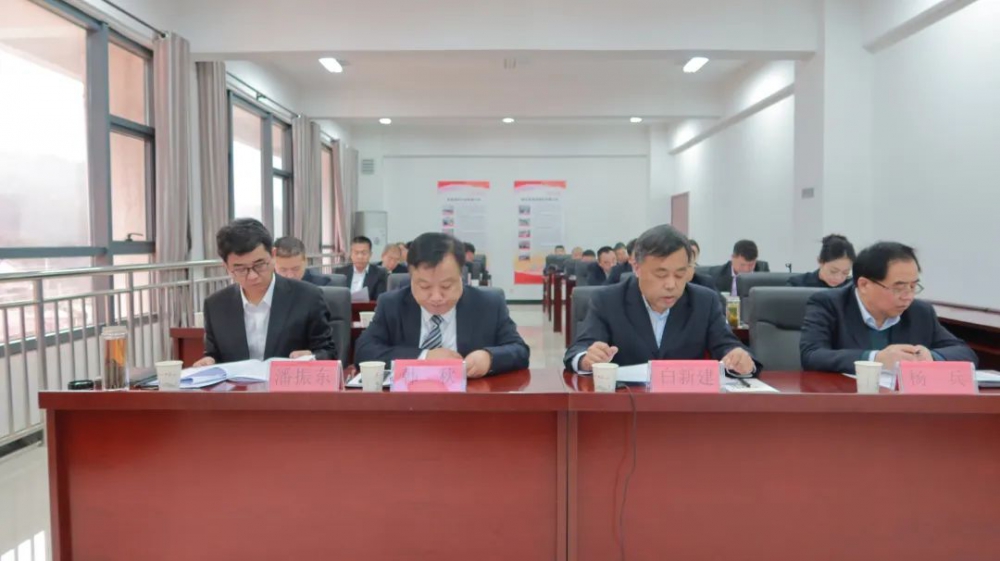 踏平坎坷成大道 實(shí)干奮斗鑄輝煌！陜西銀礦召開(kāi)六屆一次職工代表...